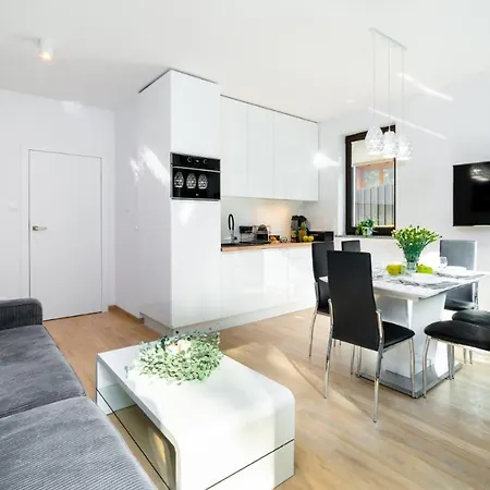 Vacationclub - Alpina, Wita Stwosza 8 1 アパート